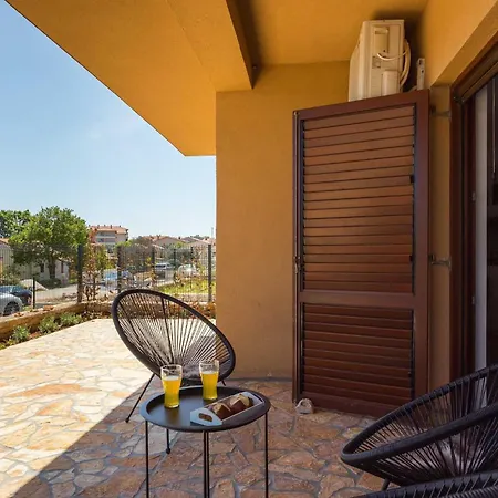 Appartement Cesare With Shared Pool