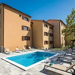 Cesare With Shared Pool *