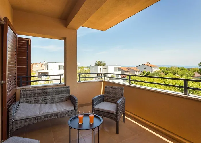 Lejlighed Cesare With Shared Pool