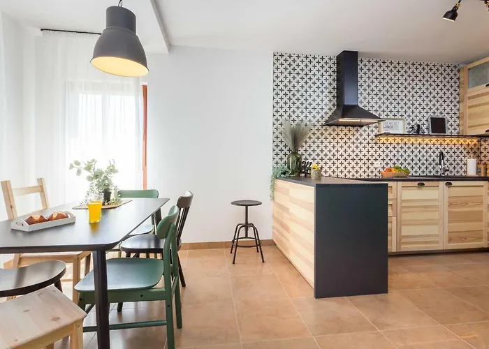 Cesare With Shared Pool Lejlighed Ližnjan