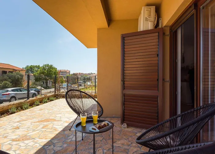 Lejlighed Cesare With Shared Pool