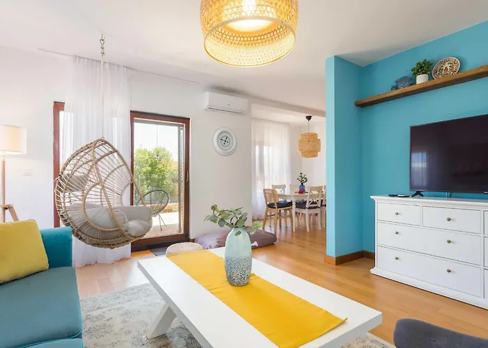 Cesare With Shared Pool Lejlighed